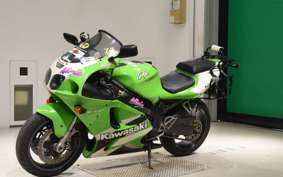 KAWASAKI NINJA ZX-7R 1999