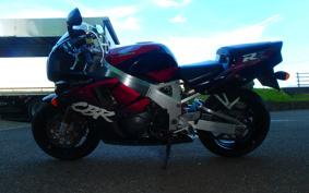 HONDA CBR900RR 1995 SC28