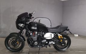 YAMAHA XJR1300 C 2017 RP19