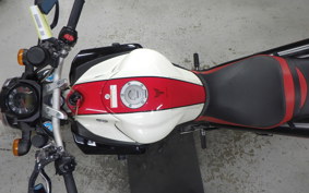 YAMAHA MT-01 S 2011