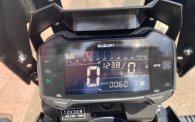 SUZUKI STROM 250 DS11A