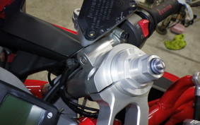 DUCATI 749 S 2004