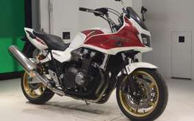 HONDA CB1300SB SUPER BOLDOR A 2014 SC54