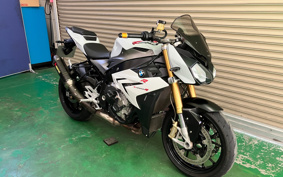 BMW S1000R 2014 0D02