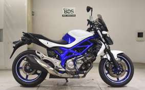 SUZUKI ｸﾞﾗﾃﾞｨｳｽ400 2012 VK58A