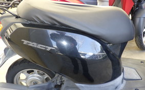 HONDA TACT-4ﾍﾞｰｼｯｸ AF79