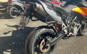 KTM 990 SUPERMOTO T 2010 VS940