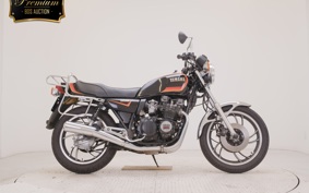 YAMAHA XJ550 2026 4V8