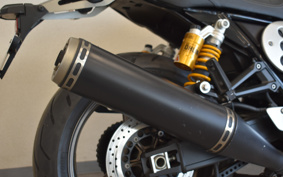 YAMAHA XJR1300 2015 RP19