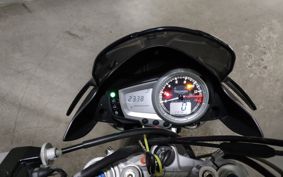 TRIUMPH TRIUMPH STREET TRIPLE R TMD416