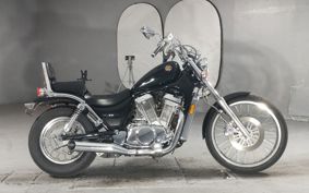 SUZUKI INTRUDER 750 1988 VR51A