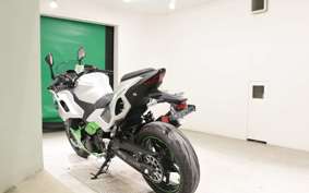 KAWASAKI NINJA7ﾊEVEﾘｯﾄﾞ 2025 CX500A