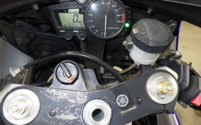 YAMAHA YZF-R1 2004