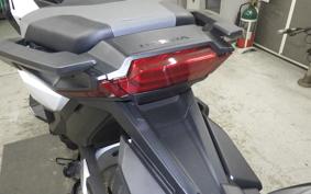 HONDA X-ADV 750 2025 RH21