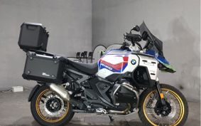 BMW R1300GS Adventure ASA 2025 0M31