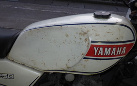 YAMAHA RZ 250 4L3