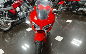 HONDA VFR800F 2018 RC79