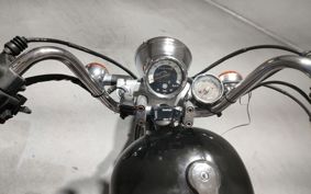 YAMAHA ENSAI MANY -125 ..