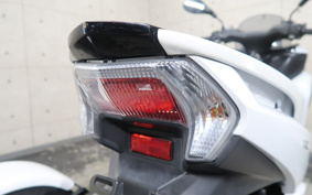 YAMAHA TRICITY 125 SE82J