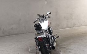 HONDA SHADOW 400 SLASHER 2000 NC40