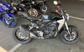 HONDA CB250R MC52