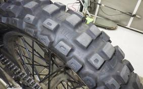 KAWASAKI KDX220SR DX220B