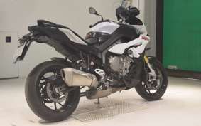 BMW S1000XR 2016