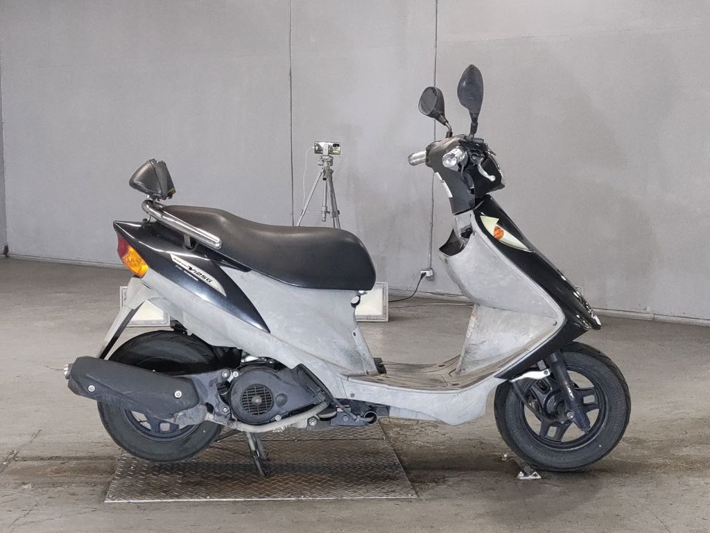 Фото Suzuki ADDRESS V125 с японского аукциона