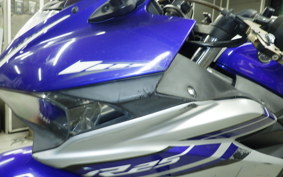 YAMAHA YZF-R25 2015 RG10J