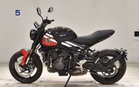 TRIUMPH TRIDENT 660 2026