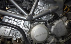 HONDA VTR 250 MC33