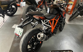 KTM 1290S-DUKE-R 2014 V3940