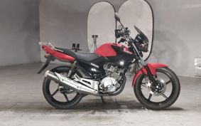 YAMAHA YBR125 RE05