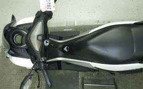 YAMAHA N-MAX 2012 SE86J