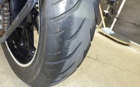 YAMAHA FZ25