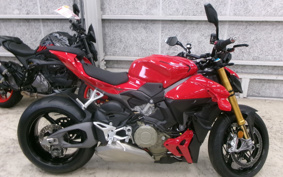 DUCATI STREET FIGHTER V4S 2025 7F00
