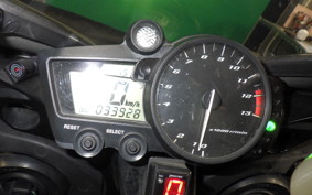 YAMAHA YZF-R1 2002