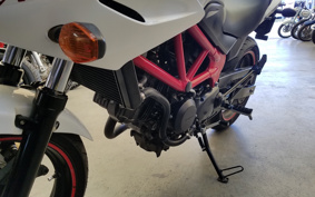 HONDA VTR 250 F MC33