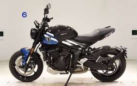 TRIUMPH TRIDENT 660 2024