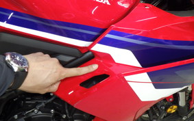 HONDA CBR400R 2024 NC65
