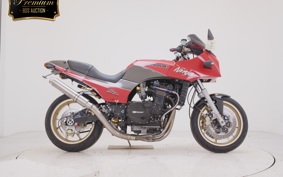 KAWASAKI GPZ900R NINJA 2022 ZX900A
