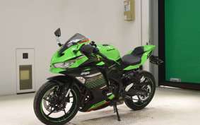 KAWASAKI ZX-25R 1999 ZX250E