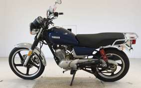 YAMAHA YB125SP