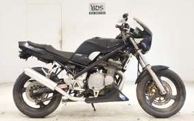SUZUKI BANDIT 250 GJ74A