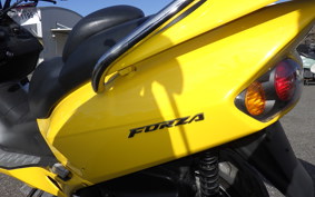 HONDA FORZA 250 S MF06
