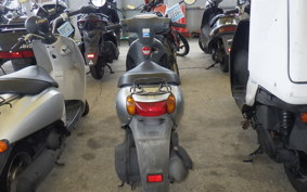 SUZUKI LET's 4 CA45A