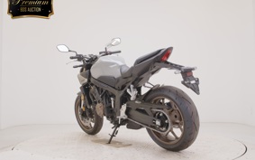 HONDA CB650R E-Clutch 2026 RH17