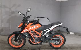 KTM 390 DUKE 2019 JPJ40