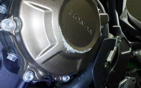 HONDA CB650R E-Clutch 2025 RH17