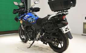 SUZUKI Vｽﾄﾛｰﾑ250